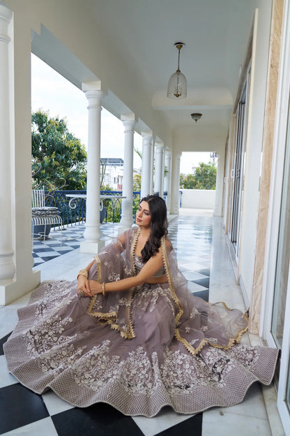 Lehenga Choli Rose Poudré | Tulle avec Broderies Coton et Sequins