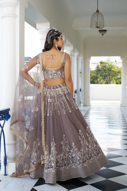 Lehenga Choli Rose Poudré | Tulle avec Broderies Coton et Sequins