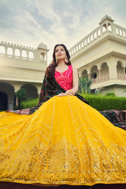 Lehenga Choli jaune-rose en georgette, orné de broderies au fil et de sequins