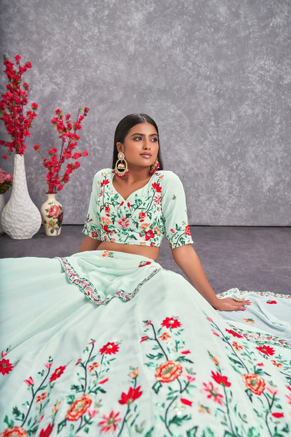 Lehenga Choli vert d'eau en georgette avec broderie au fil et sequins