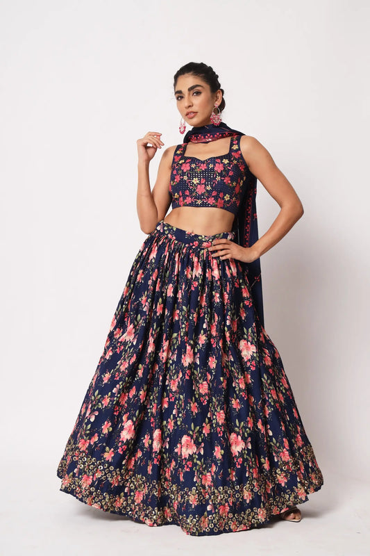 Ensemble Lehenga Bleu Nuit | Sequins, Imprimés et Texture Froissée