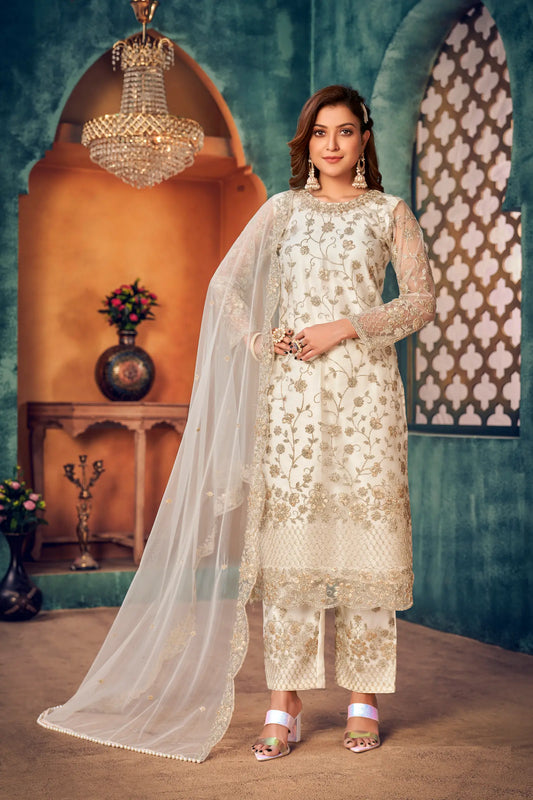 Weißer Salwar-Anzug aus Netzstoff mit Faden- und Paillettenstickerei
