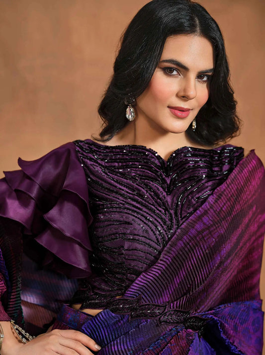 Sari Une Minute Violet Konfektionsware / Fertigmodell | Indische Partykleidung | Bedruckter Sari mit handgestickten Details