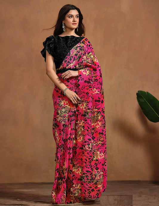 Konfektionssari in intensivem Pink | Bedrucktes Indianerkleid | Partykleidung mit Handstickerei / Fertiger Sari. Fertiger Sari