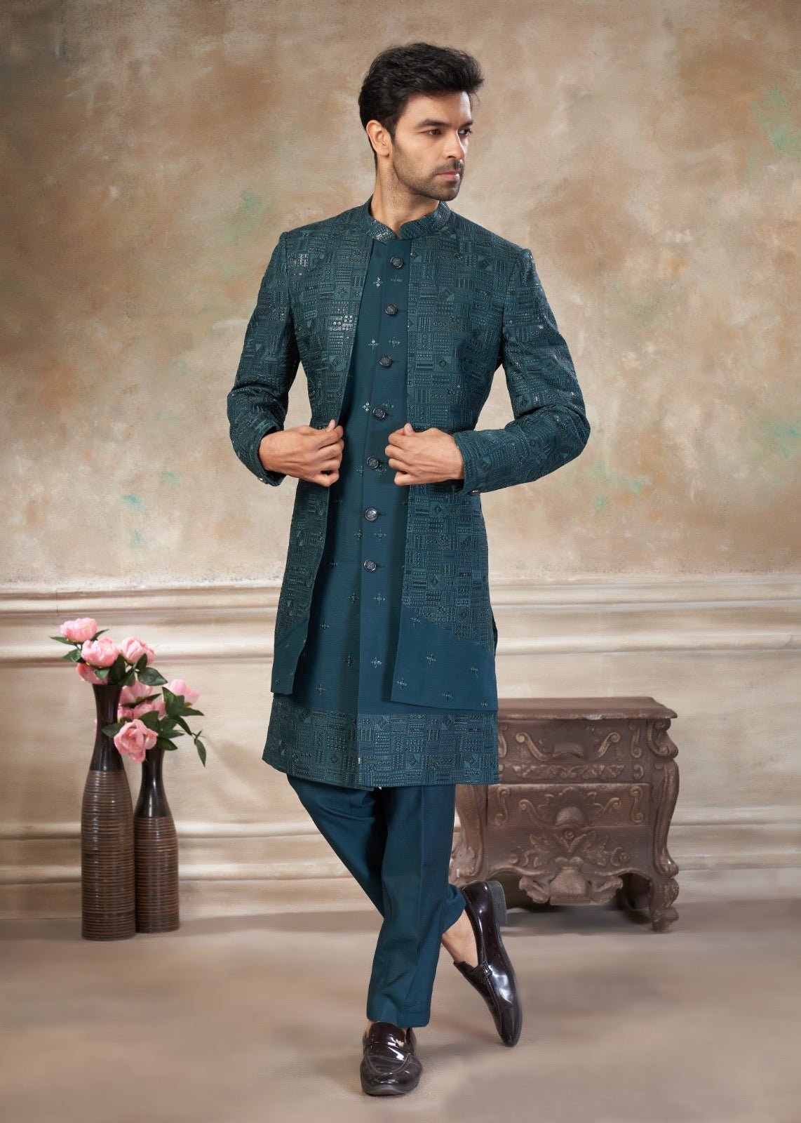 Ensemble Sherwani Homme Bleu Vert Riche avec Broderies et Sequins COLLECTION DHIMAN