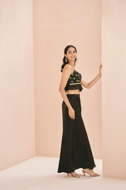 Schwarzes Crop-Top aus Kunstseide mit Handstickerei