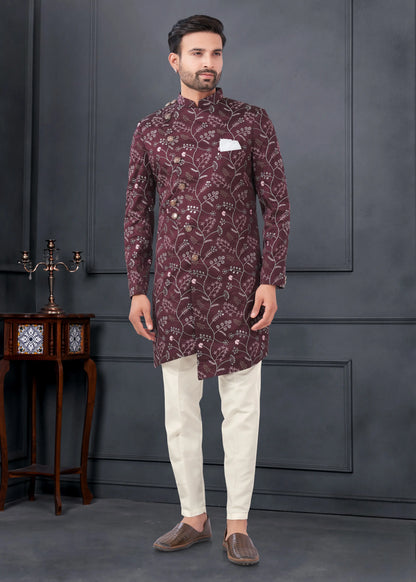Ensemble Kurta Sophistiqué marron bordeaux avec broderies fleurs en soie COLLECTION ROSHAN