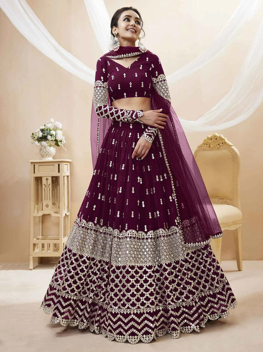 Lehenga en georgette couleur violet raisin foncé avec broderie en sequins et zari