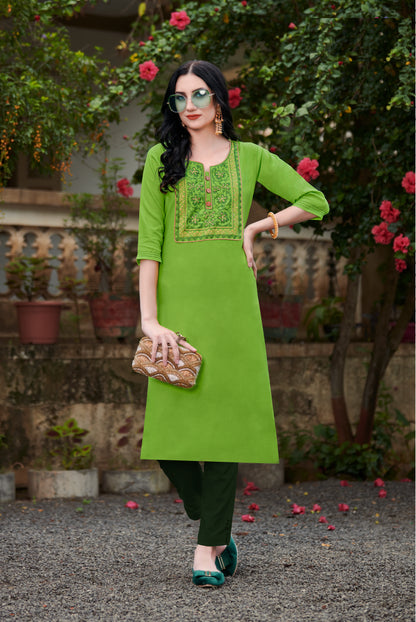 Mittellanges Kurta-Oberteil aus grüner Baumwolle von Nira