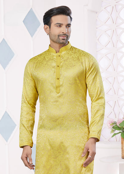 Ensemble Kurta jaune doré avec broderie Pintex en jacquard