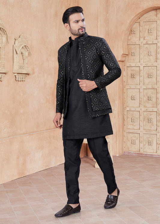 Himmelblaue Baumwoll-Kurta mit Fadenstickerei und Pailletten