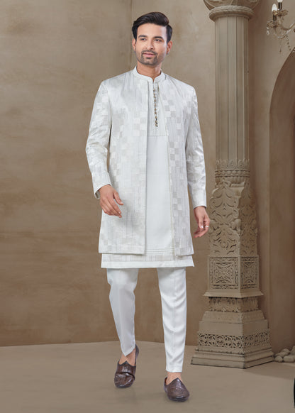 Ensemble Kurta blanc uni avec Veste Sophistiqué à détails géométriques mi-longue