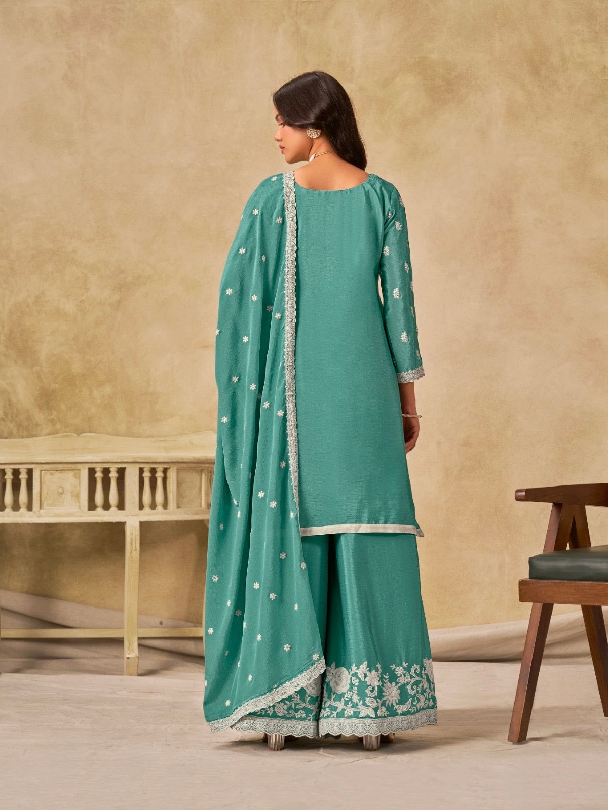 Salwar Palazzo bleu turquoise en soie chinon COLLECTION DIYA