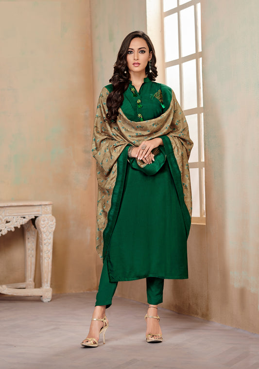 Wunderschönes langes Kurta aus Seide in Schwarz und Bronze