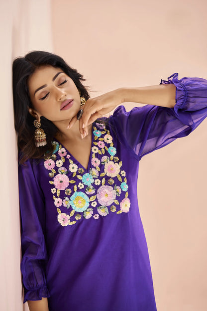 Ensemble Salwar Violet en Organza avec Broderie Artisanale