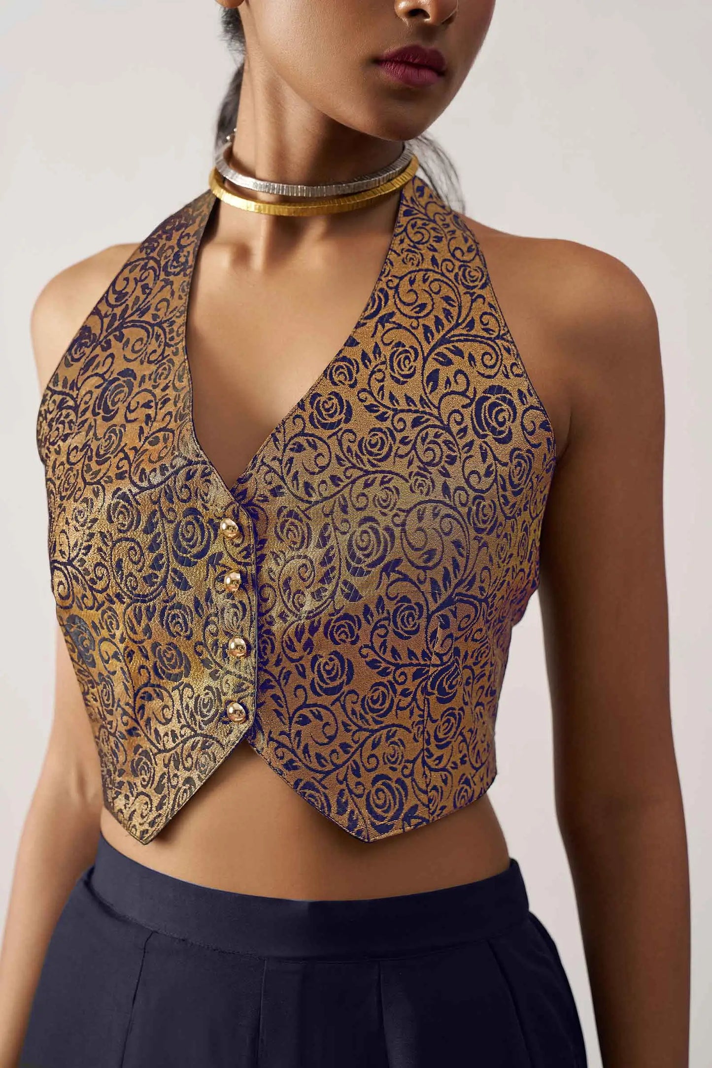Marineblaue Jacquardweste und passendes Indo-Western-Set mit Palazzo