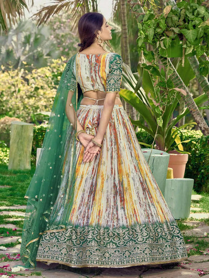 Grüner Designer-Lehenga mit Pailletten- und Zari-Stickerei, Digitaldruck