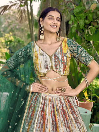 Grüner Designer-Lehenga mit Pailletten- und Zari-Stickerei, Digitaldruck