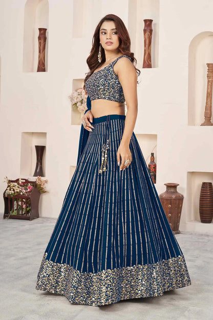 Lehenga Bleu de Prusse en georgette avec broderies de sequins et zari