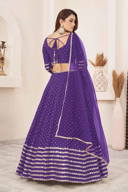Lehenga choli violet en georgette avec broderies en sequins et fils zari