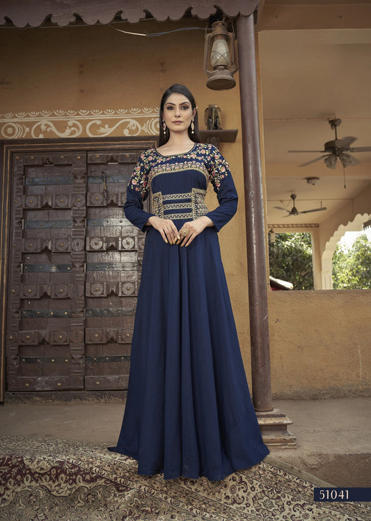Marineblaues langärmliges Kurta-Oberteil mit Maslin-Stickerei