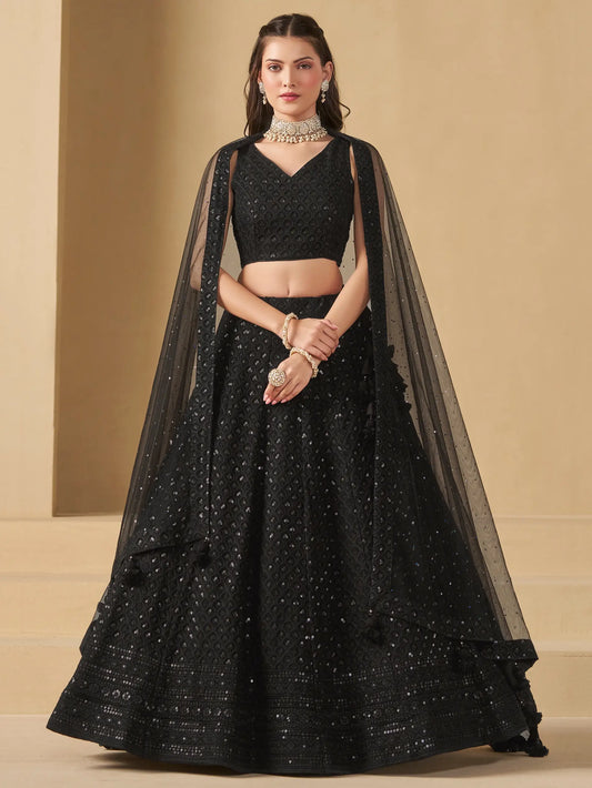 Üppiger schwarzer Abend-Lehenga mit Paillettenstickerei und Dupatta