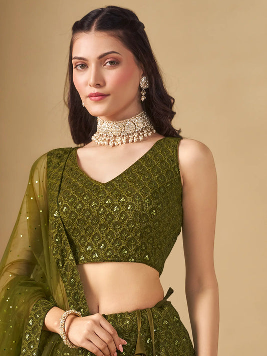 Üppiger hennagrüner Lehenga mit Paillettenstickerei und Dupatta