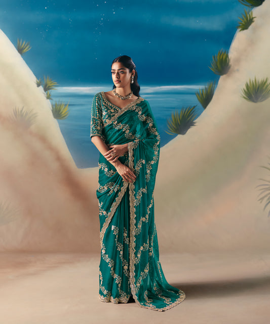 Sari vert paon aux broderies de sequins et pierres scintillantes COLLECTION ANVESHI