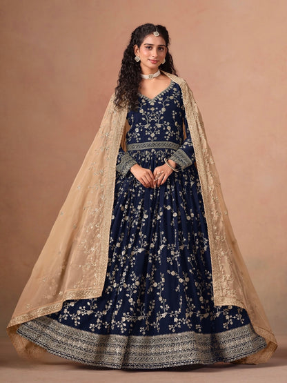 Eleganter rosa-grauer Braut-Lehenga mit Zarkan-Stickerei und Pailletten