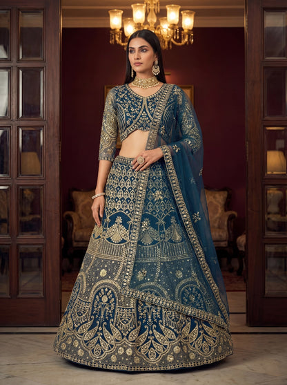 Eleganter rosa-grauer Braut-Lehenga mit Zarkan-Stickerei und Pailletten
