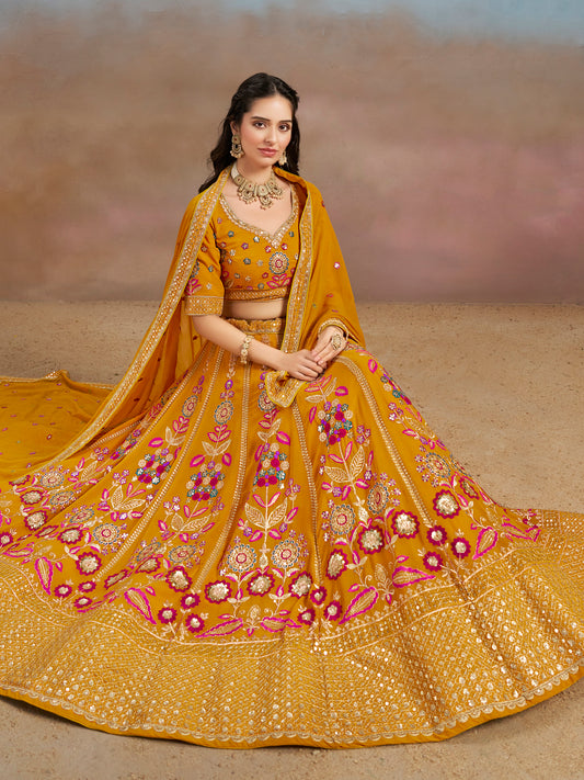 Rosa 3-teiliges Lehenga-Jacken-Set (Koti) mit Stickdetails