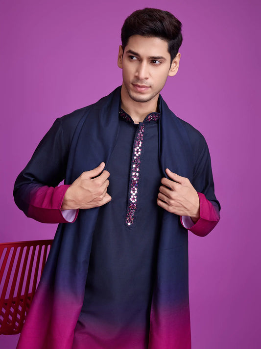 Zweifarbiges Kurta aus Viskose in Marineblau und Rosa mit Spiegeldetails