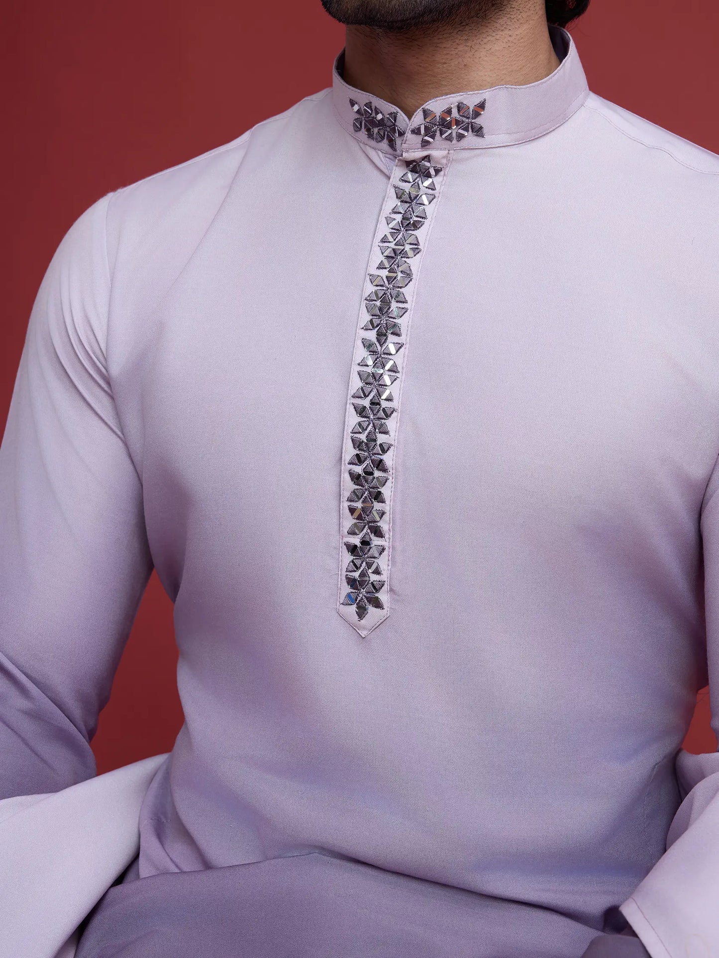 Hellviolettes Kurta mit Farbverlauf, echter Spiegelarbeit und Dupatta