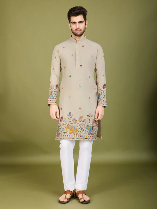 Elfenbeinbeige Baumwoll-Kurta mit Fadenstickerei und Pailletten