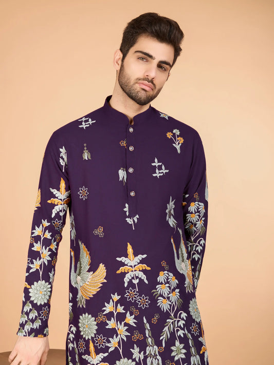 Lilafarbene Kurta aus Viskose mit Fadenstickerei und Pailletten