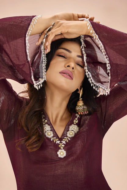 Salwar en organza bordeaux avec broderie à la main