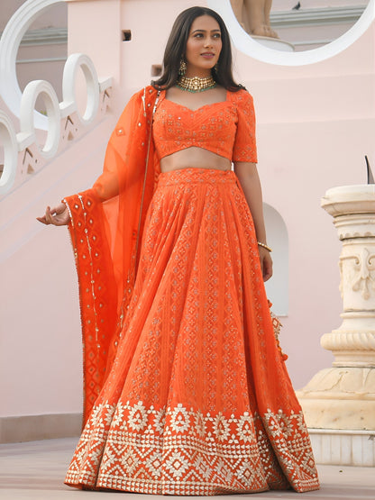 Lehenga orange léger en georgette avec travail traditionnel