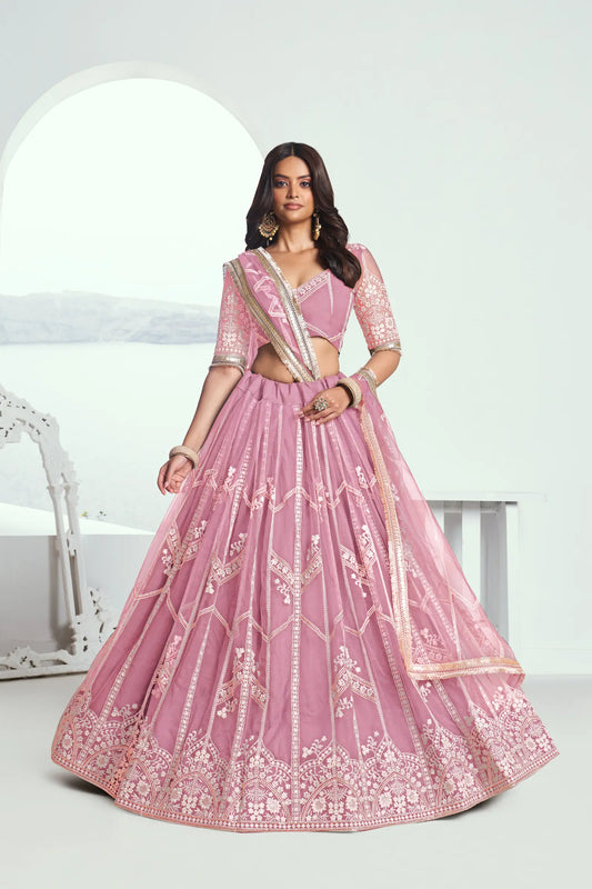 Lehenga Choli rose en résille avec broderie au fil de coton et sequins COLLECTION CHANDRALEKHA
