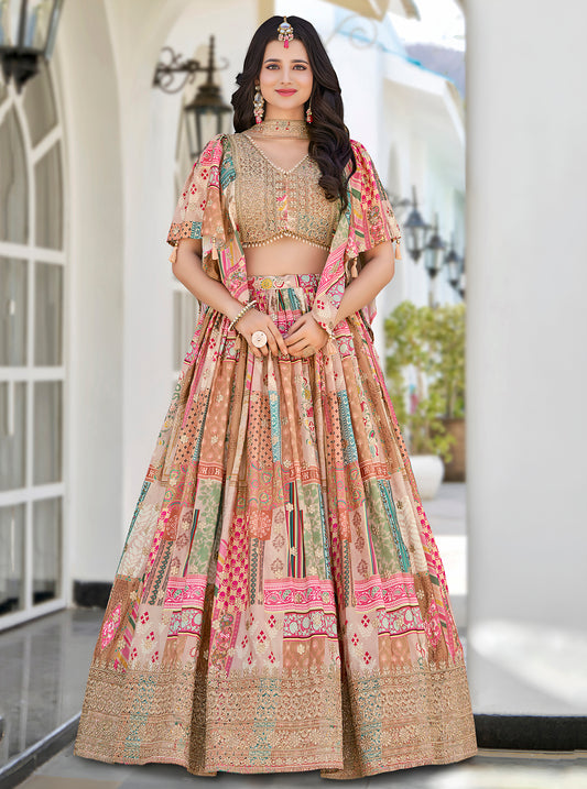Eleganter rosa-grauer Braut-Lehenga mit Zarkan-Stickerei und Pailletten