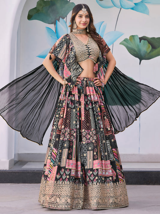 Eleganter rosa-grauer Braut-Lehenga mit Zarkan-Stickerei und Pailletten