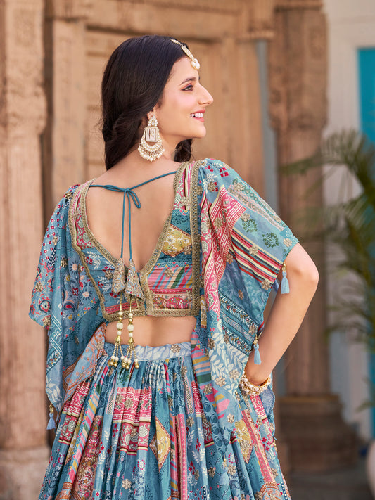 Eleganter rosa-grauer Braut-Lehenga mit Zarkan-Stickerei und Pailletten