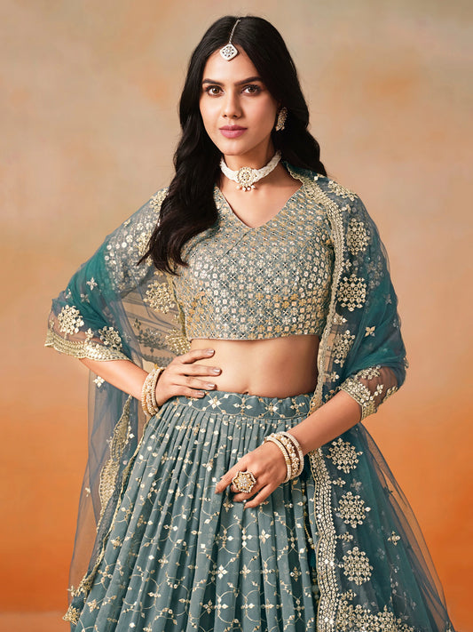 Rosa 3-teiliges Lehenga-Jacken-Set (Koti) mit Stickdetails