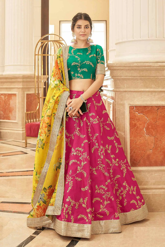 Designer Lehenga Choli aus Kunstseide in leuchtenden Farben Pink, Gelb und Grün mit Fadenstickerei, Zari, Dori und Pailletten KAMYA COLLECTION DESIGNER INSPIRATION