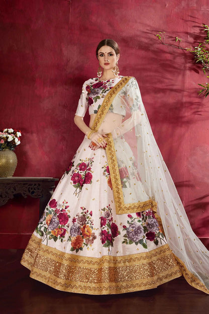 Lehenga choli en soie blanc cassé avec imprimé floral, broderie en dori, zari et sequins