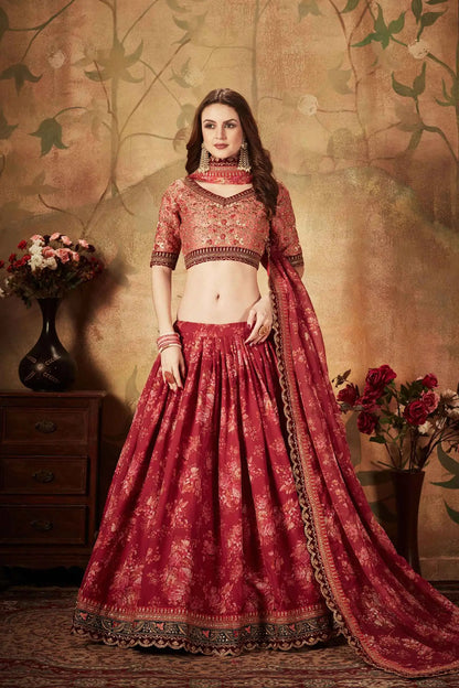 Lehenga en organza bordeaux et pêche avec imprimé floral et travail de sequins