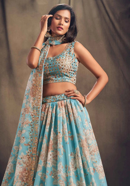 Lehenga en Organza à Imprimé Floral Bleu ciel avec Travaux de Sequins
