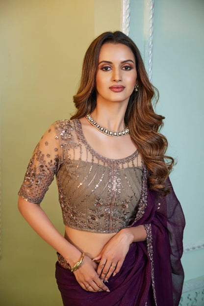 Sari de fête en chiffon couleur violet raisin avec broderie de sequins et de fil
