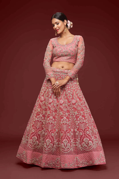 Lehenga Rose fantaisie en filet doux avec broderie en fil, zari, badla et fil dori pailleté COLLECTION JESAL