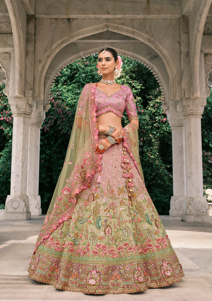 Lehenga de mariée rose et vert olive en soie fantaisie avec broderies COLLECTION ESHA