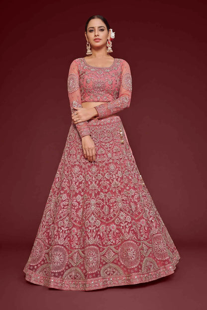 Lehenga Choli en tulle doux Rose fantaisie avec broderie en fil, zari, badla et dori pailleté COLLECTION JESAL